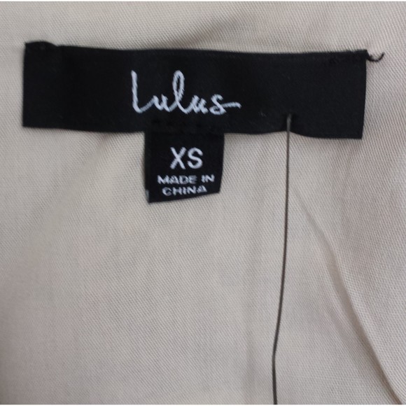 Lulus Women Fiercely in Love Beige Leopard Print Tie-Front Crop Top XS Smock NEW - Picture 6 of 10